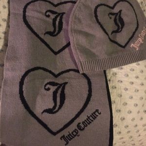 Juicy Couture Hat/Glove Set